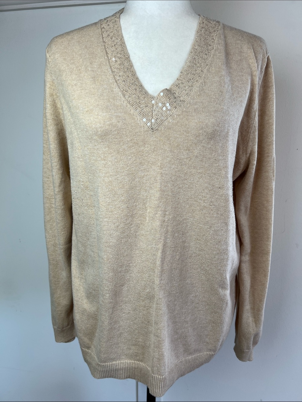 Land’s End Beige V-Neck Cashmere Blend Sweater Subtle Sequin Detail